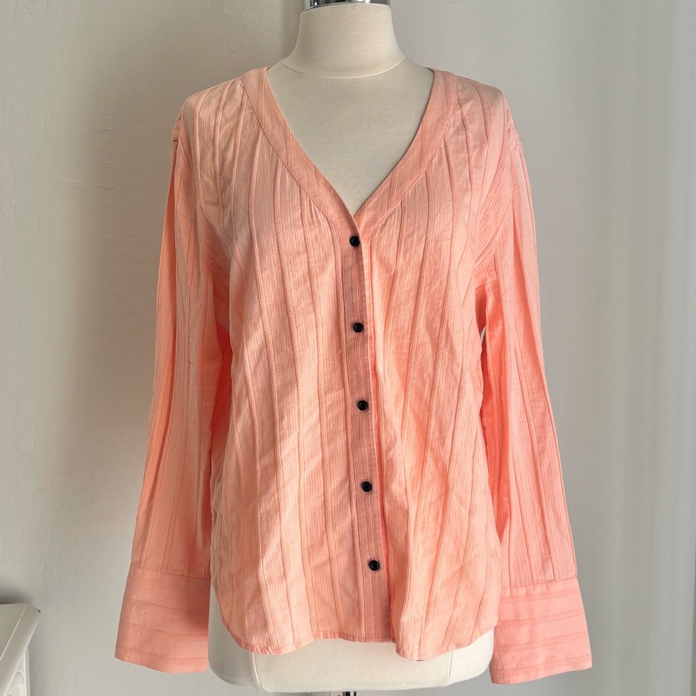 Treasure & Bond Button Front Tie Back Shirt in Peach 100% Cotton, Size Medium